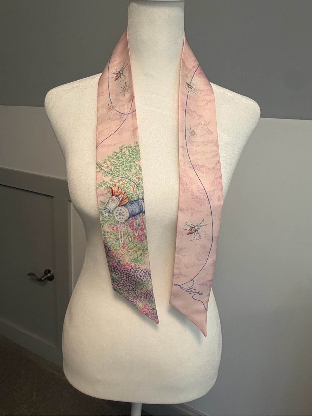 Christian Dior Mitzah Silk Scarf Pink Floral Garden Couture Bee Ribbon - Picture 4 of 5